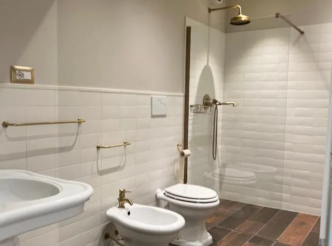 게스트하우스 Le Finestre Sul 3*